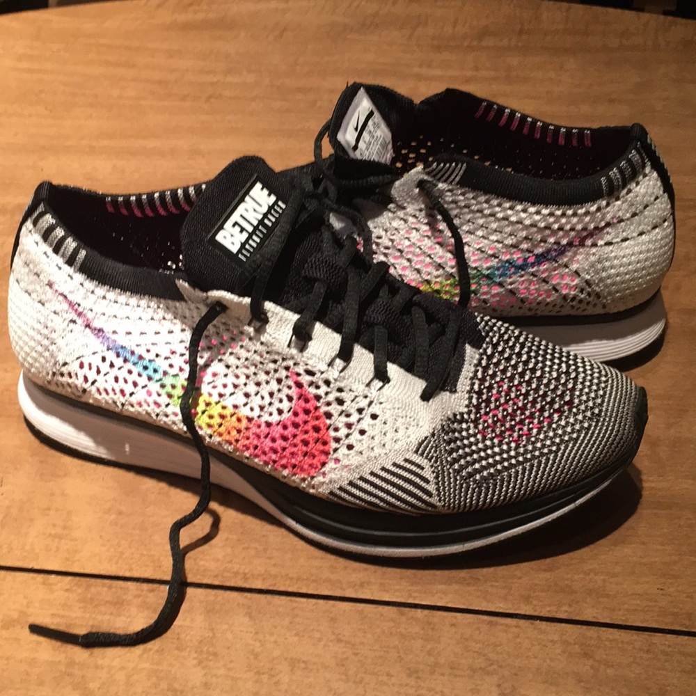 Be True Nike Fly Knit Pride Sneakers 🌈 swoosh